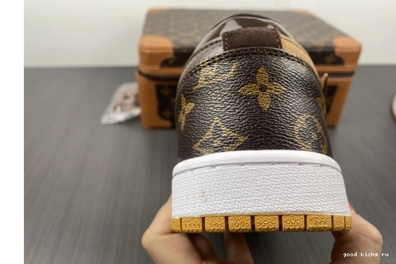 -LouiV WHITE-LouiV JORDAN Top O-W (WITH AIR 1 CASE) Low 0518